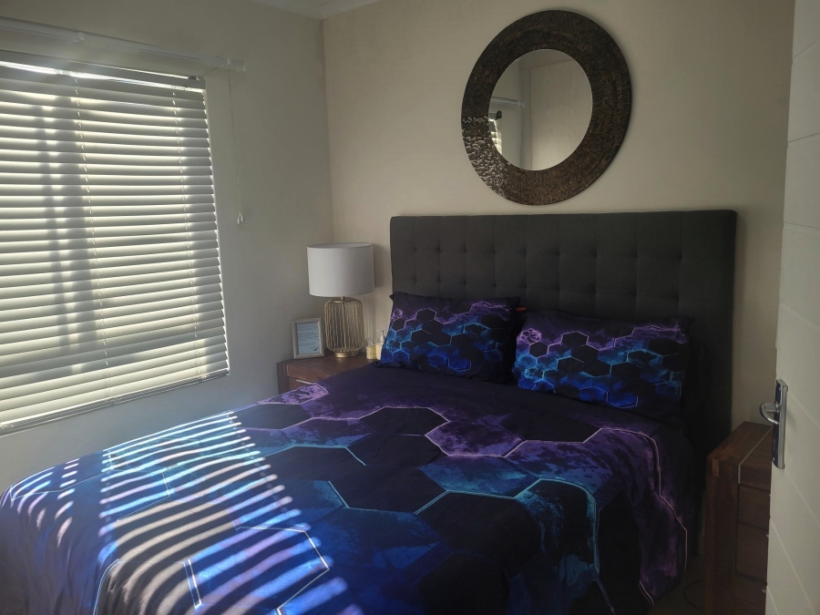 2 Bedroom Property for Sale in Stellendale Western Cape